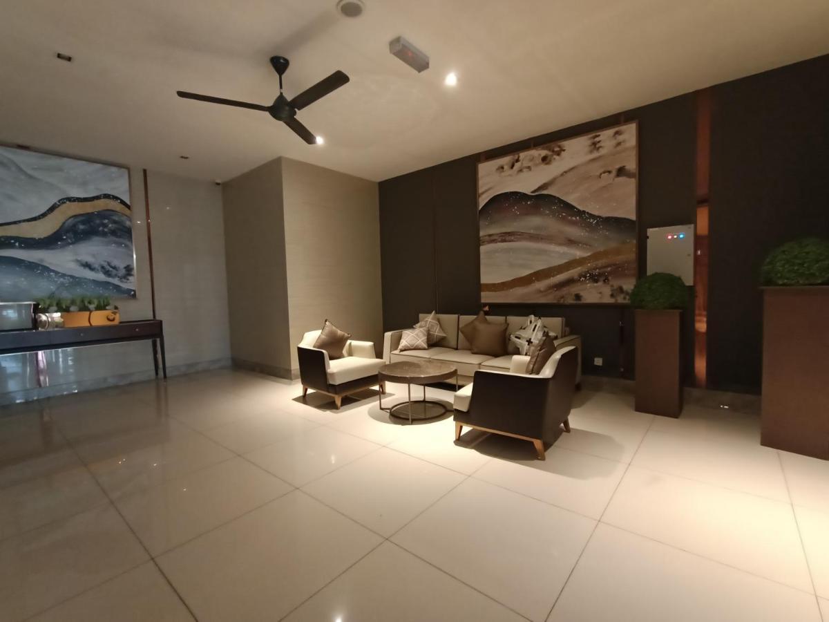 R&F Princess Cove Sweety Homestay 3Beds2Baths Johor Bahru Exteriör bild